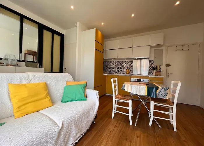 Appartement Lumineux 1 Chambre Au Coeur De Saint-Jean-De-Luz, Proche Plage Et Halles - Fr-1-239-890